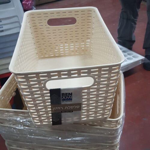 סלסלה ראטן גדולה בז' 7296155151794 26*40 גובה 19